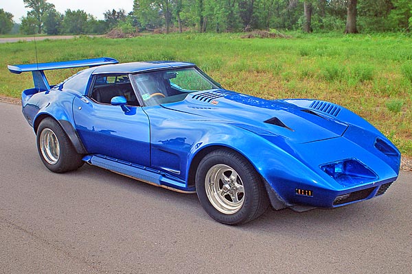 1977corvette.jpg